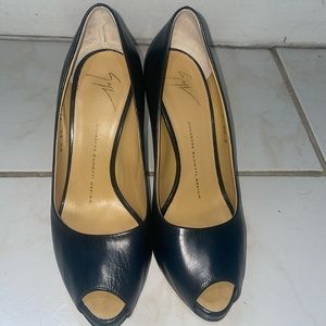 Giuseppe Zanotti navy hidden platform peep toe pumps